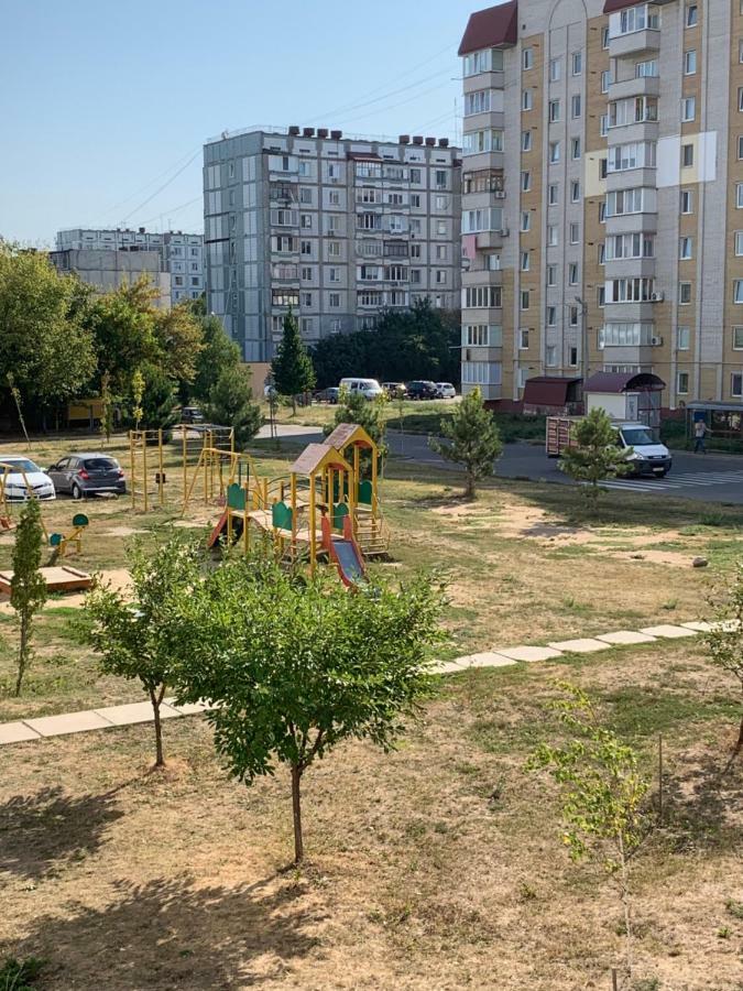 Семейные Апартаменты В Новом Районе У Софиевского Парка Umanʼ Eksteriør billede